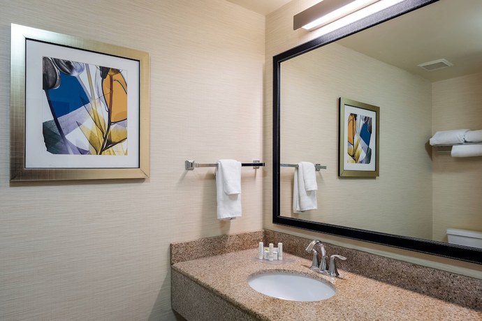 Imagen de la habitación del Hotel Fairfield Inn and Suites By Marriott Atlanta Stonecrest. Foto 13