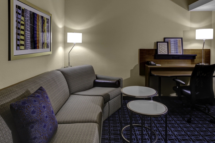 Imagen de la habitación del Hotel Fairfield Inn and Suites By Marriott Atlanta Suwanee. Foto 12