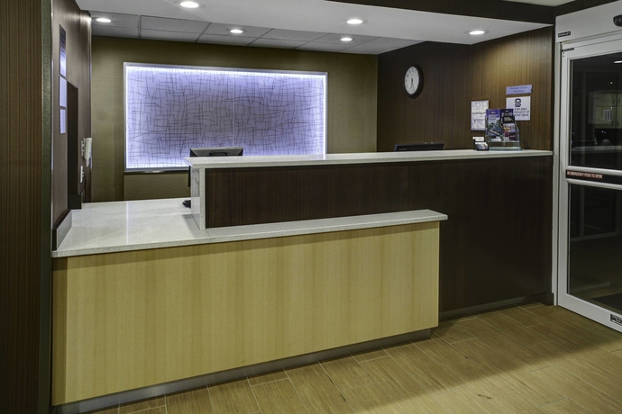 Imagen de los interiores del Hotel Fairfield Inn and Suites By Marriott Atlanta Suwanee. Foto 18