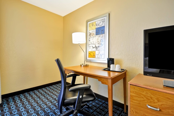 Imagen de la habitación del Hotel Fairfield Inn and Suites By Marriott Atlanta Vinings/galleria. Foto 5