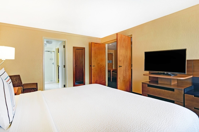 Imagen de la habitación del Hotel Fairfield Inn and Suites By Marriott Atlanta Vinings/galleria. Foto 12