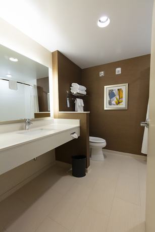 Imagen de la habitación del Hotel Fairfield Inn and Suites By Marriott Atlanta Woodstock. Foto 6