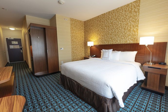 Imagen de la habitación del Hotel Fairfield Inn and Suites By Marriott Atlanta Woodstock. Foto 17