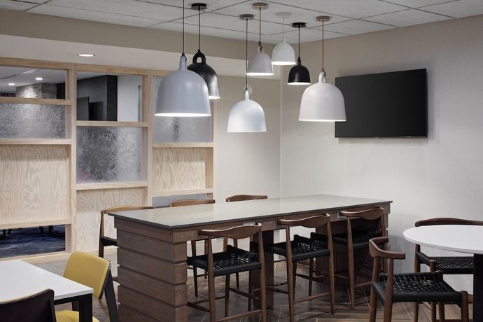 Imagen del bar/restaurante del Hotel Fairfield Inn and Suites By Marriott Atlantic City Absecon. Foto 4