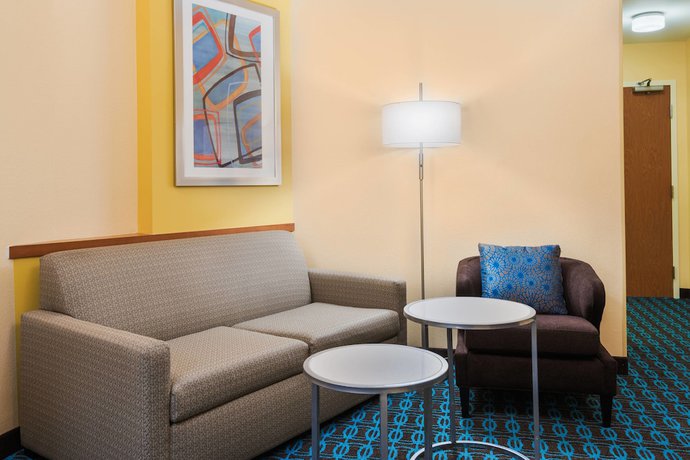 Imagen de la habitación del Hotel Fairfield Inn and Suites By Marriott Augusta Fort Gordon Area. Foto 15