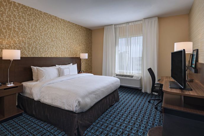 Imagen de la habitación del Hotel Fairfield Inn and Suites By Marriott Austin Buda. Foto 3