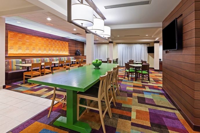 Imagen del bar/restaurante del Hotel Fairfield Inn and Suites By Marriott Austin Northwest/domain. Foto 3