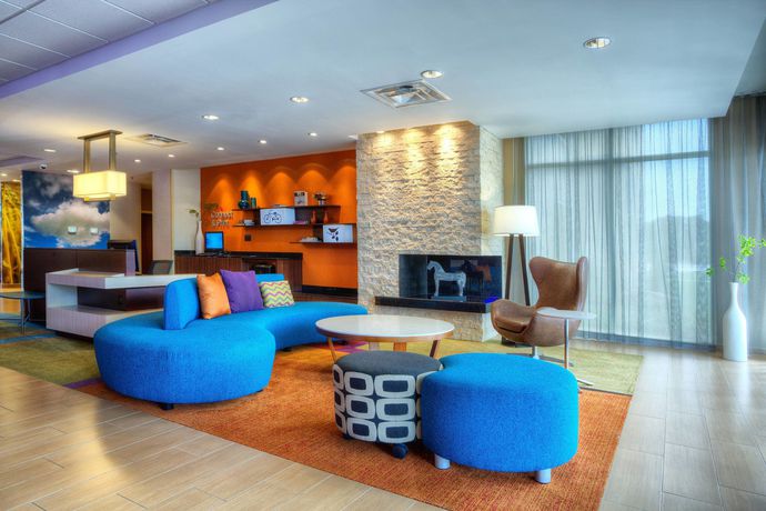 Imagen de los interiores del Hotel Fairfield Inn and Suites By Marriott Austin San Marcos. Foto 9