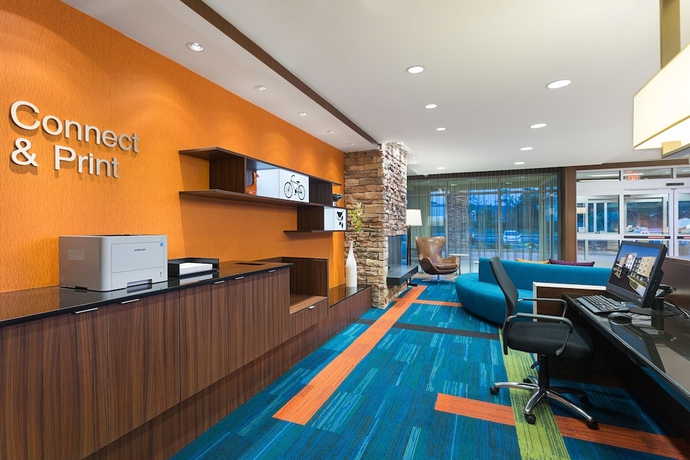 Imagen de los interiores del Hotel Fairfield Inn and Suites By Marriott Belle Vernon. Foto 19