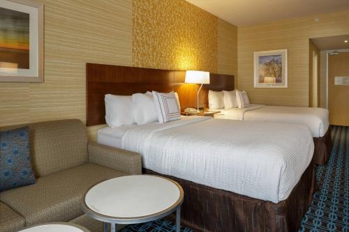 Imagen de la habitación del Hotel Fairfield Inn and Suites By Marriott Belleville. Foto 16