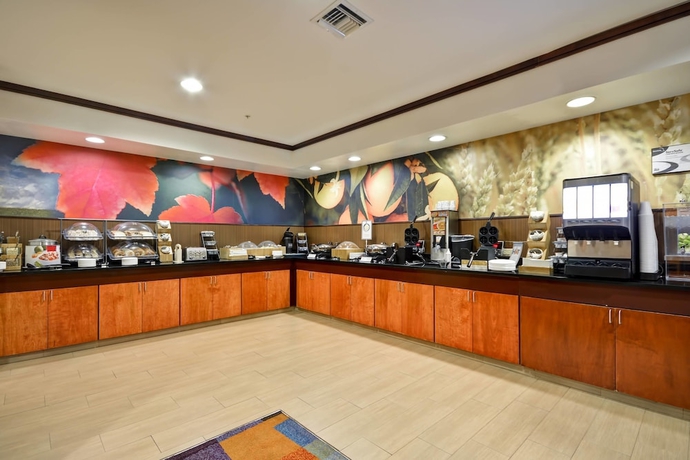 Imagen del bar/restaurante del Hotel Fairfield Inn and Suites By Marriott Birmingham Fultondale/i65. Foto 5