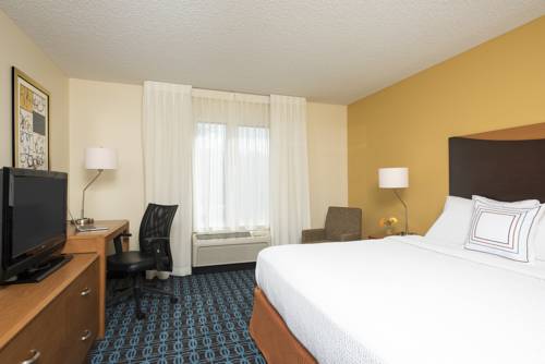 Imagen de la habitación del Hotel Fairfield Inn and Suites By Marriott Bloomington, Bloomington. Foto 2