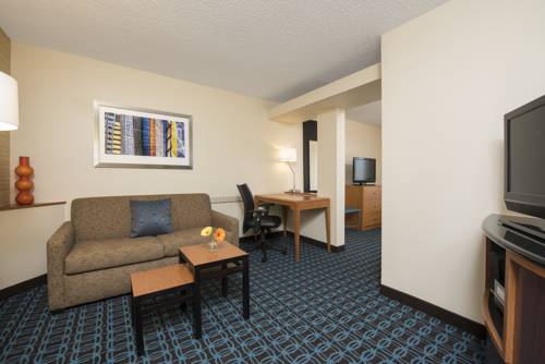 Imagen de la habitación del Hotel Fairfield Inn and Suites By Marriott Bloomington, Bloomington. Foto 3
