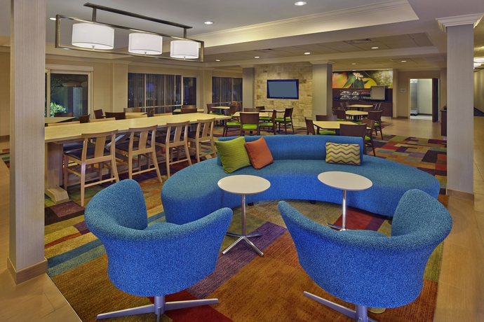 Imagen de los interiores del Hotel Fairfield Inn and Suites By Marriott Boca Raton. Foto 13