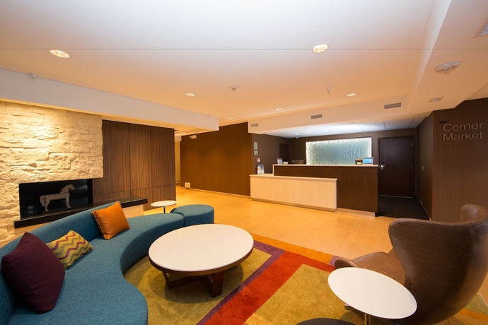 Imagen de los interiores del Hotel Fairfield Inn and Suites By Marriott Burlington. Foto 17