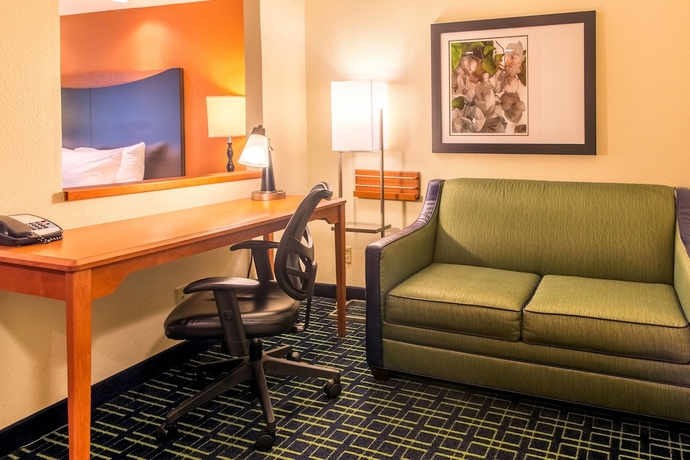 Imagen de la habitación del Hotel Fairfield Inn and Suites By Marriott Canton, North Canton. Foto 7