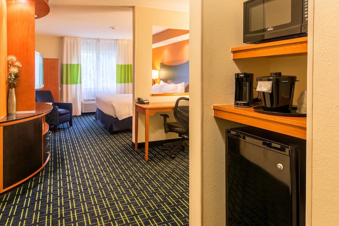 Imagen de la habitación del Hotel Fairfield Inn and Suites By Marriott Canton, North Canton. Foto 12