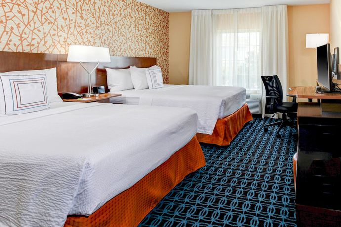 Imagen de la habitación del Hotel Fairfield Inn and Suites By Marriott Cape Cod Hyannis. Foto 10