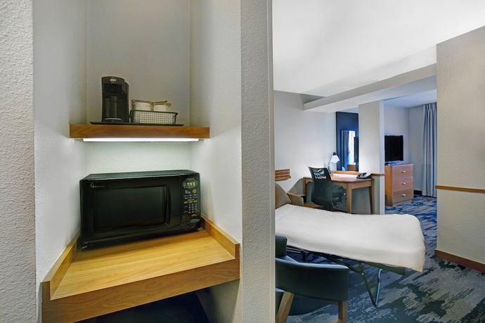 Imagen de la habitación del Hotel Fairfield Inn and Suites By Marriott Carlsbad. Foto 7