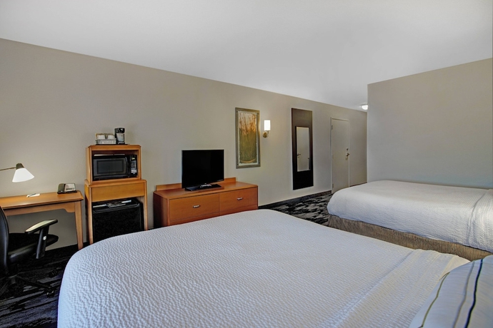 Imagen de la habitación del Hotel Fairfield Inn and Suites By Marriott Carlsbad. Foto 14