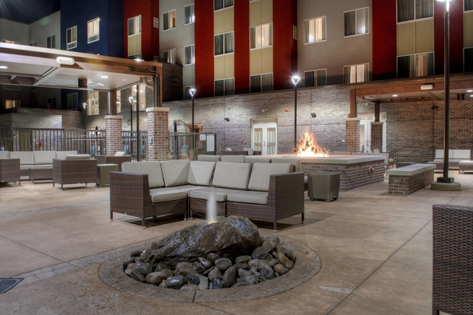 Imagen de los exteriores del Hotel Fairfield Inn and Suites By Marriott Charlotte Airport. Foto 17