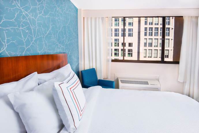 Imagen de la habitación del Hotel Fairfield Inn and Suites By Marriott Charlotte Uptown. Foto 5