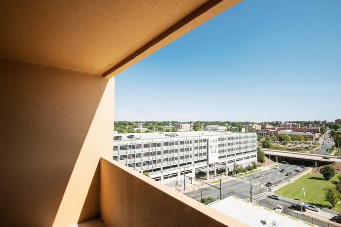 Imagen de la habitación del Hotel Fairfield Inn and Suites By Marriott Charlotte Uptown. Foto 10