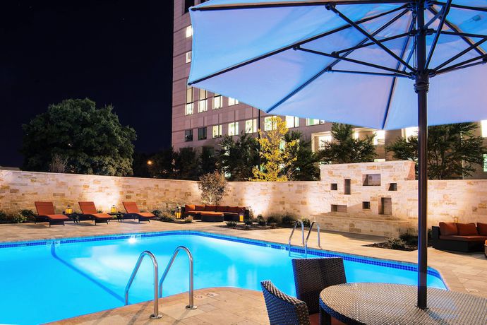 Imagen de la piscina del Hotel Fairfield Inn and Suites By Marriott Charlotte Uptown. Foto 20