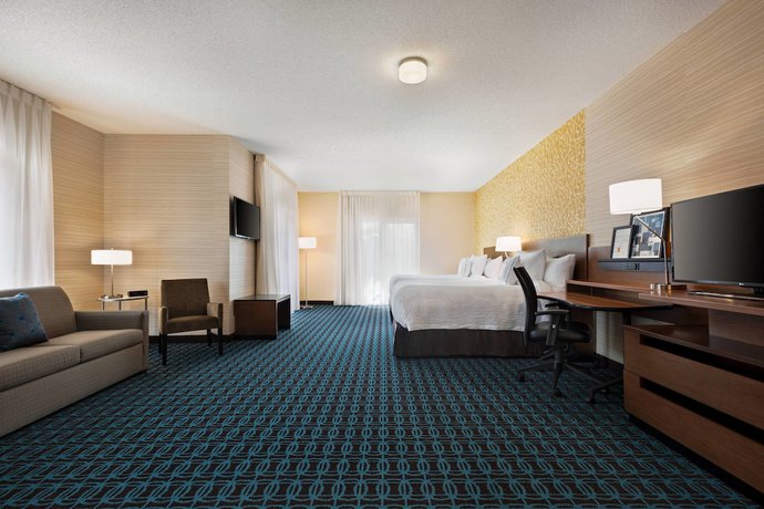 Imagen de la habitación del Hotel Fairfield Inn and Suites By Marriott Charlottesville Downtown/university Area. Foto 5