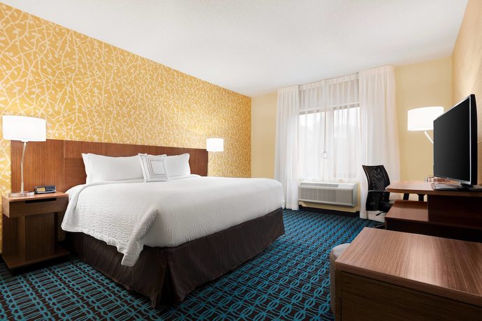 Imagen de la habitación del Hotel Fairfield Inn and Suites By Marriott Charlottesville Downtown/university Area. Foto 6