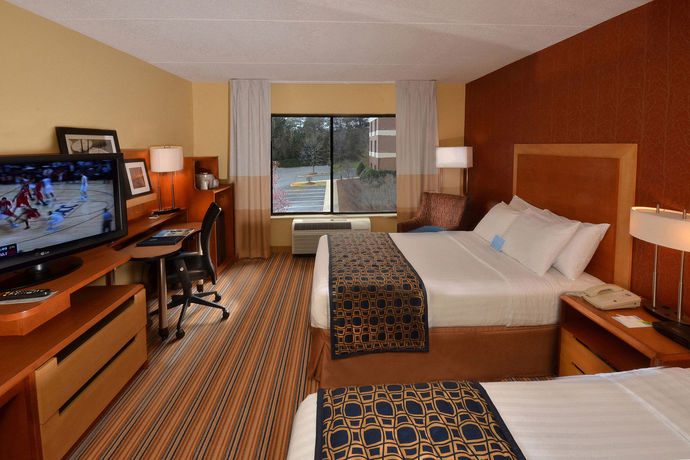 Imagen de la habitación del Hotel Fairfield Inn and Suites By Marriott Charlottesville North. Foto 4