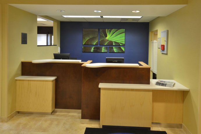 Imagen de la habitación del Hotel Fairfield Inn and Suites By Marriott Charlottesville North. Foto 5