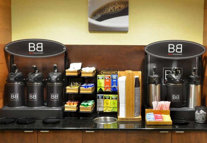 Imagen de los interiores del Hotel Fairfield Inn and Suites By Marriott Charlottesville North. Foto 15
