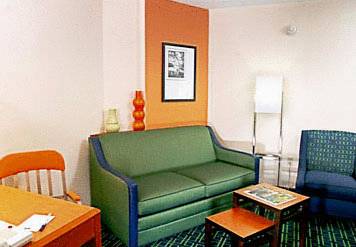 Imagen de la habitación del Hotel Fairfield Inn and Suites By Marriott Chesapeake. Foto 7