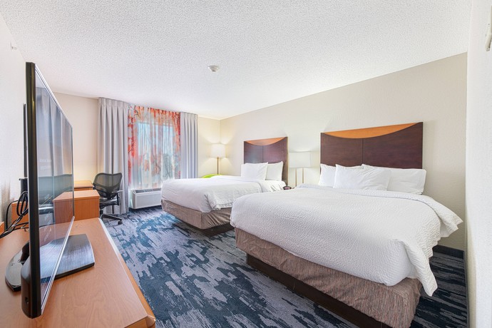 Imagen de la habitación del Hotel Fairfield Inn and Suites By Marriott Chicago Naperville. Foto 7