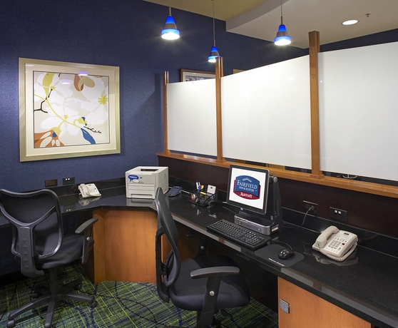 Imagen de los interiores del Hotel Fairfield Inn and Suites By Marriott Cleveland Beachwood. Foto 9