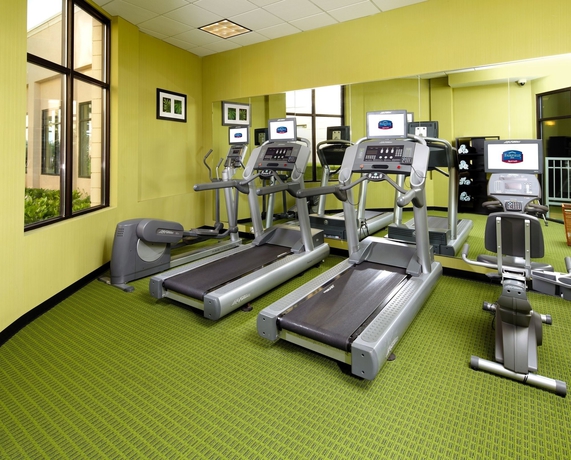 Imagen de los interiores del Hotel Fairfield Inn and Suites By Marriott Cleveland Beachwood. Foto 12