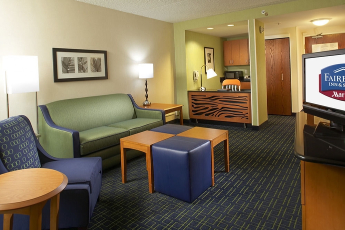Imagen de la habitación del Hotel Fairfield Inn and Suites By Marriott Cleveland Beachwood. Foto 7