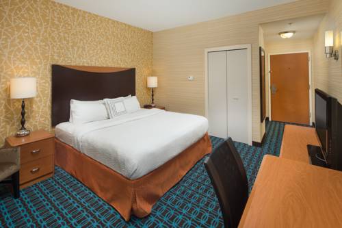 Imagen de la habitación del Hotel Fairfield Inn and Suites By Marriott Cleveland. Foto 3