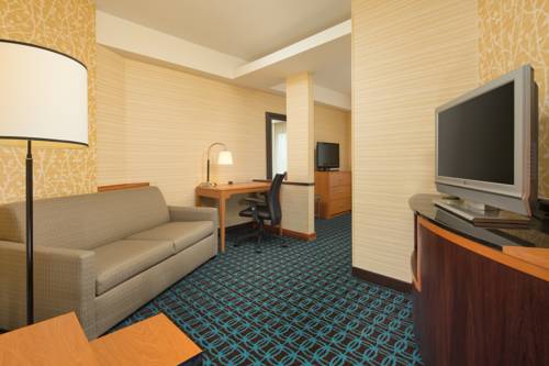 Imagen de la habitación del Hotel Fairfield Inn and Suites By Marriott Cleveland. Foto 6