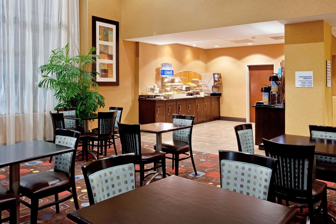Imagen del bar/restaurante del Hotel Fairfield Inn and Suites By Marriott Columbia Downtown. Foto 3