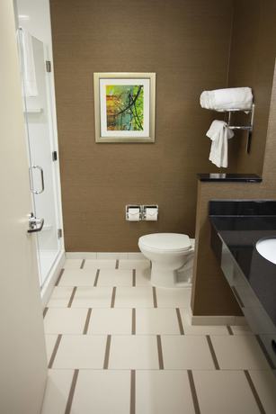 Imagen de la habitación del Hotel Fairfield Inn and Suites By Marriott Columbus Airport. Foto 6