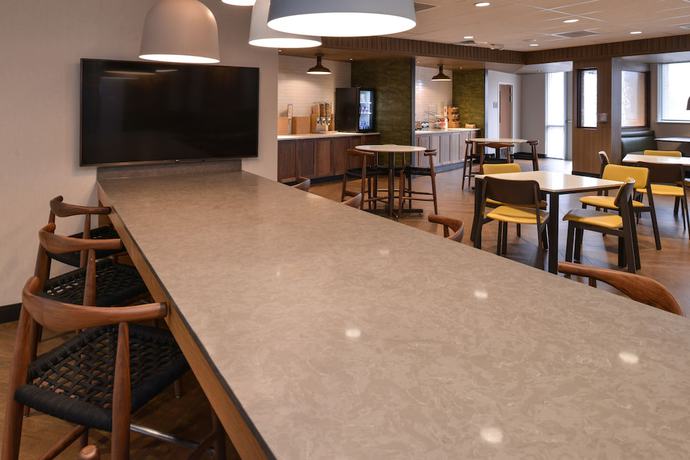 Imagen del bar/restaurante del Hotel Fairfield Inn and Suites By Marriott Columbus Grove City. Foto 5