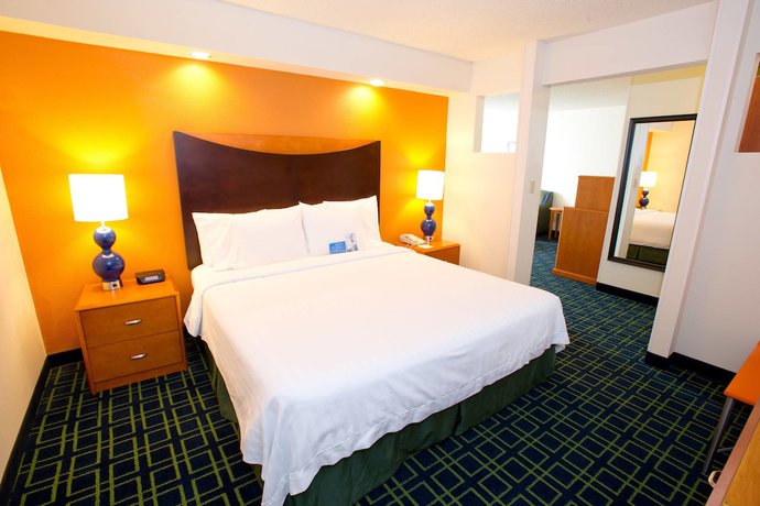Imagen de la habitación del Hotel Fairfield Inn and Suites By Marriott Dallas Dfw Airport North/ Irving. Foto 6