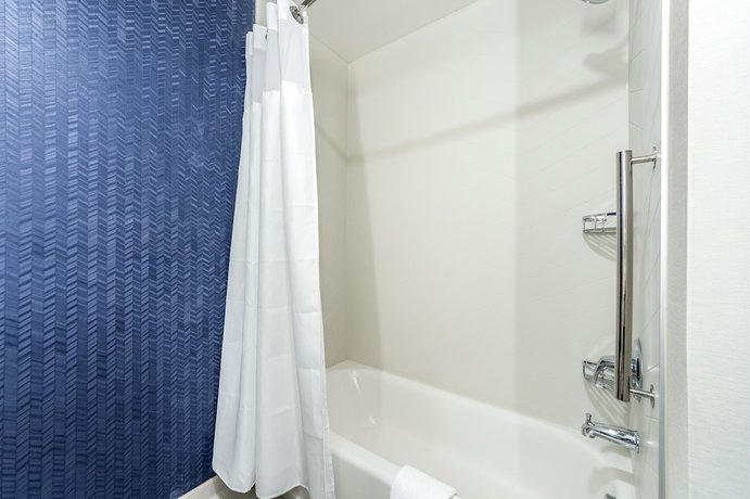 Imagen de la habitación del Hotel Fairfield Inn and Suites By Marriott Dallas Dfw Airport North/coppell Grapevine. Foto 14