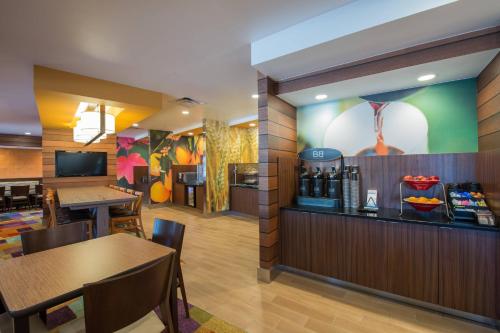 Imagen general del Hotel Fairfield Inn and Suites By Marriott Dallas Lewisville. Foto 11