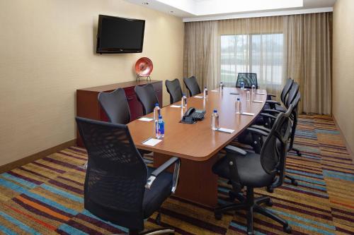 Imagen general del Hotel Fairfield Inn and Suites By Marriott Dallas Mansfield. Foto 14