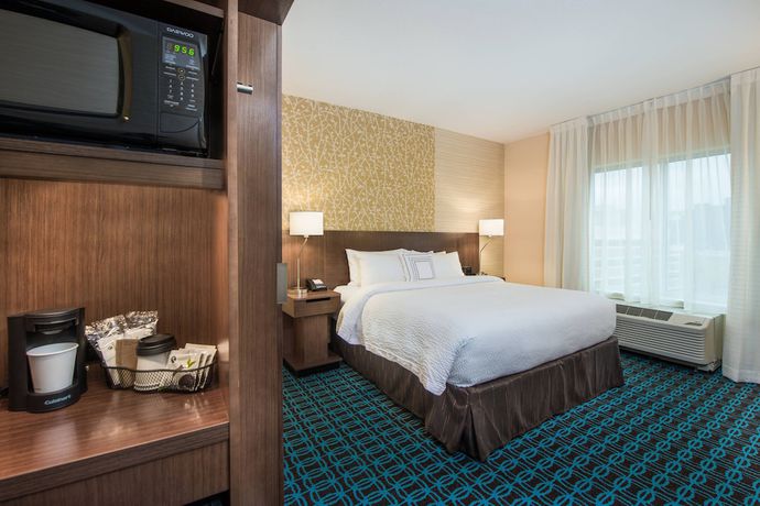Imagen de la habitación del Hotel Fairfield Inn and Suites By Marriott Dayton. Foto 5