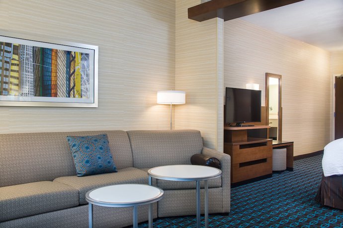 Imagen de la habitación del Hotel Fairfield Inn and Suites By Marriott Dayton. Foto 7