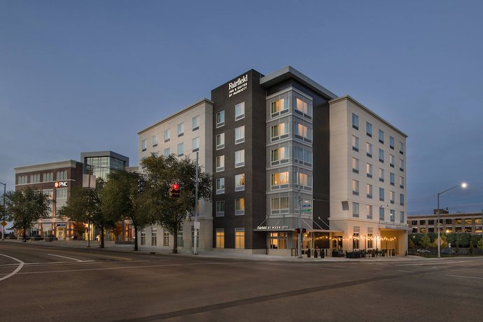 Imagen general del Hotel Fairfield Inn and Suites By Marriott Dayton. Foto 1